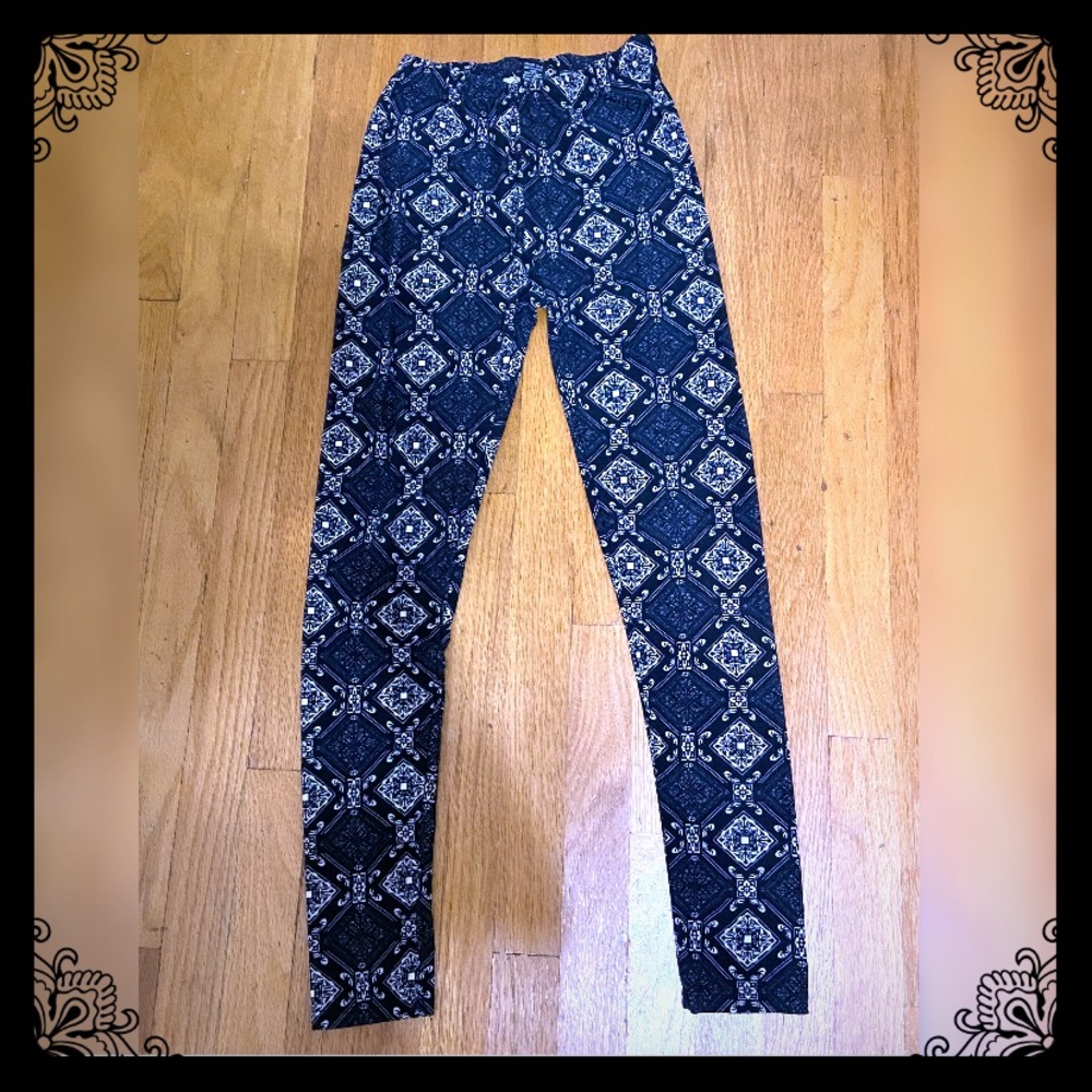 Just One Women’s Boho Leggings